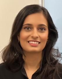 Dr-Hemisha-Patel_website__FillWzIxMiwyNzBd